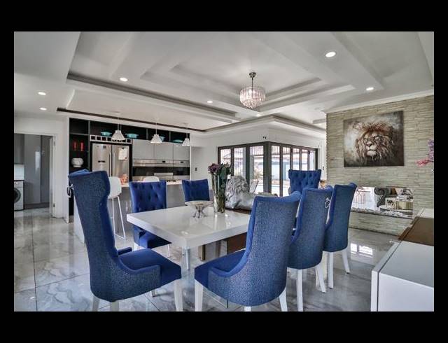 5 BEDROOM HOUSE FOR SALE IN HELDERWYK